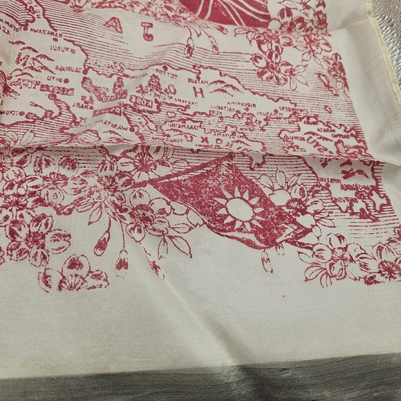 1945 Surrender Of Japan Silk Map Handkerchief Souvenir - Nippon Times 17x17 Used - Picture 8 of 14
